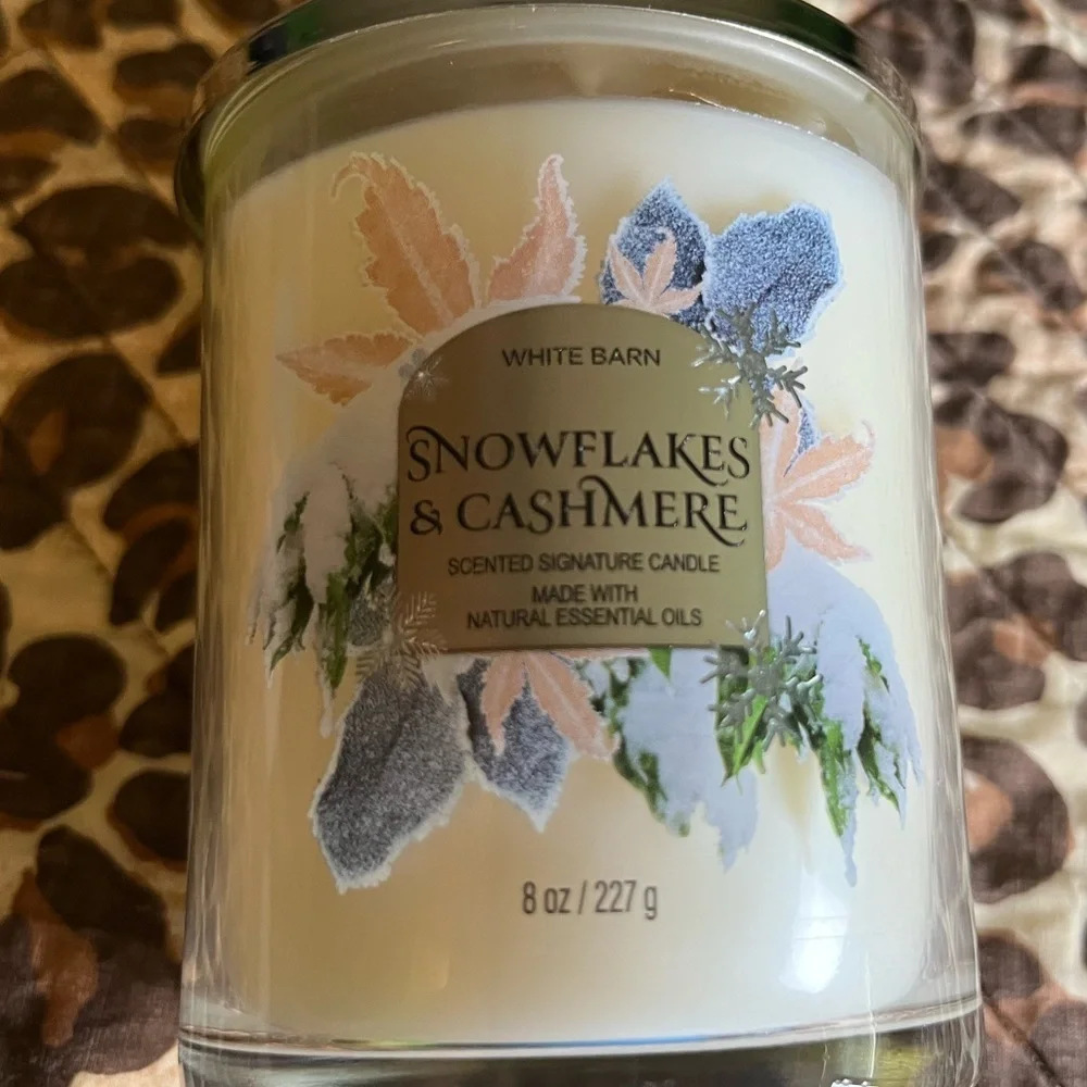 Snowflakes & Cashmere Bath & Body